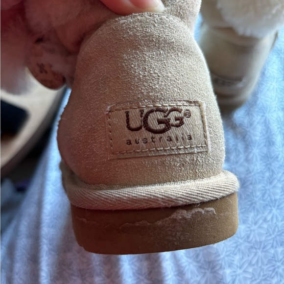 Original Ugg Australia size 5 gently used but in excellent condition - Picture 6 of 6